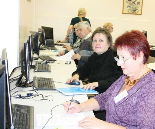 Enzimäine joukko, kuduas on 13 hengie, rubei opastumah mennyt nedälil, toine joukko opastuu tämän nedälin aigua.