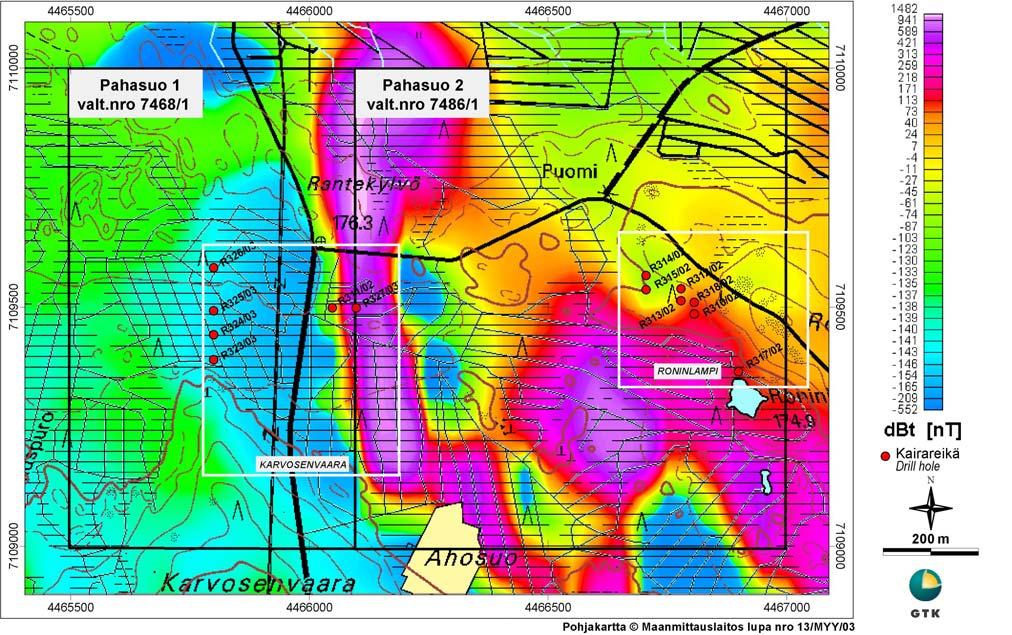 The location of the POKA drill holes, the Au containing samples from boulders and outcrops and Au content in basal till or in weathered bedrock according to percussion drilling at claims of Pahasuo 1