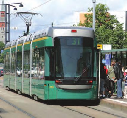 Raideliikenne kehittyy Raitioliikenteen merkitys kantakaupungissa on kasvanut; linja 9 on ollut toiminnassa jo vuosia, Jätkäsaari on saatettu raitiotieliikenteen piiriin ja Arabianrannasta on