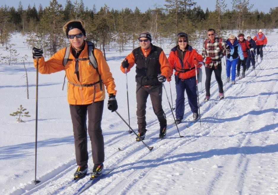 leirit - Vuokatti-Hiihto -Aloitus alkeista - maapalvelupaketti -