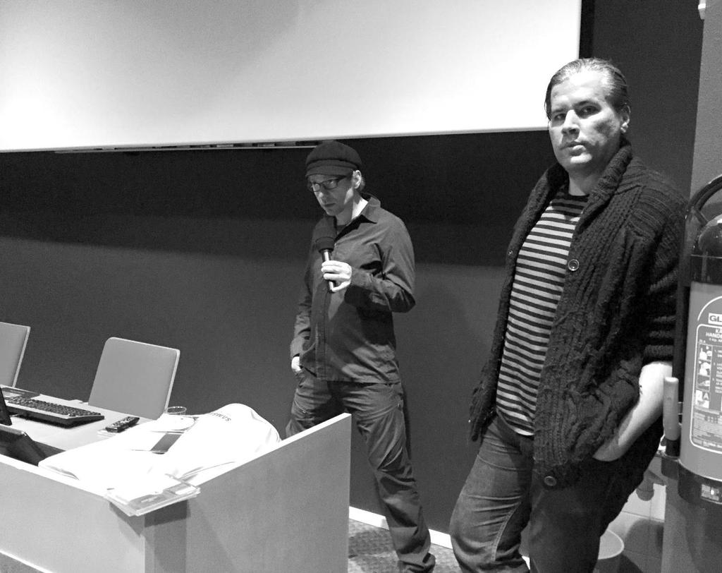 Svart Recordsin työntekijät Juha Nikulainen (vas.) ja Tomi Pulkki kertoivat seminaariväelle levy-yhtiön toiminnasta ja tavoitteista.