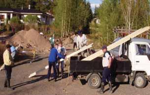 Kytöahoon on ensimmäisiä taloja alettu rakentaa jo -50 luvun alkupuolella ja uudemman alueen rakentaminen alkoi -90 luvun taitteessa. Alueella on nykyisin n. sata savua.