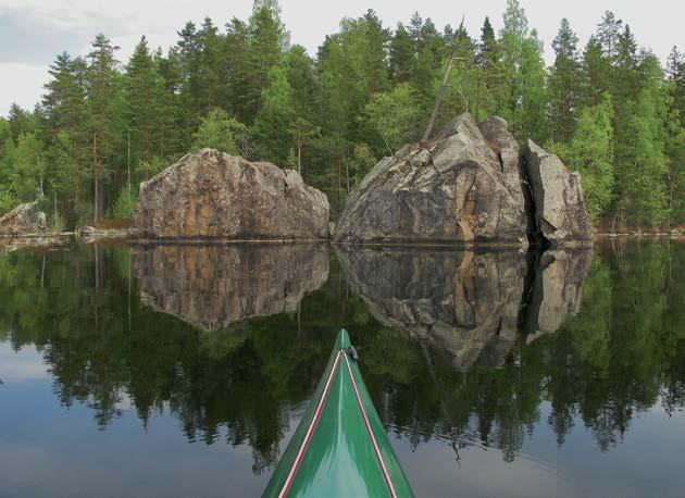 HETKESSÄ Kyösti Romppanen TEKSTI MARJA-LEENA SALO KUVAT KYÖSTI ROMPPANEN Keula kohti kuvaa MONITORI Kun Kyösti Romppanen istui ensimmäisen kerran kajakkiin, hän tunsi olevansa kotonaan.