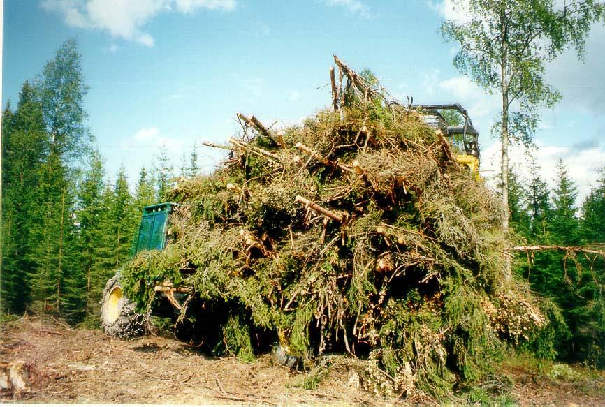HAKKUUTÄHTEEN METSÄKULJETUSMÄÄRÄN MITTAUS Projektiryhmä Kaarlo Rieppo, Antti Korpilahti Rahoittajat Osuuskunta Metsäliitto, StoraEnso