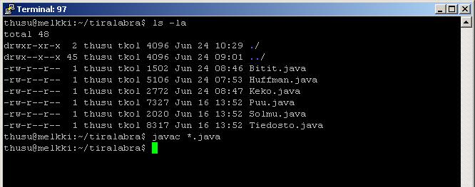 2 2.1 Ohjelman kääntäminen # javac *.java Kuva 1: Ohjelman kääntäminen. 2.2 Ohjelman suorittaminen Ohjelma käynnistetään komennolla java Huffman <parametrit>.