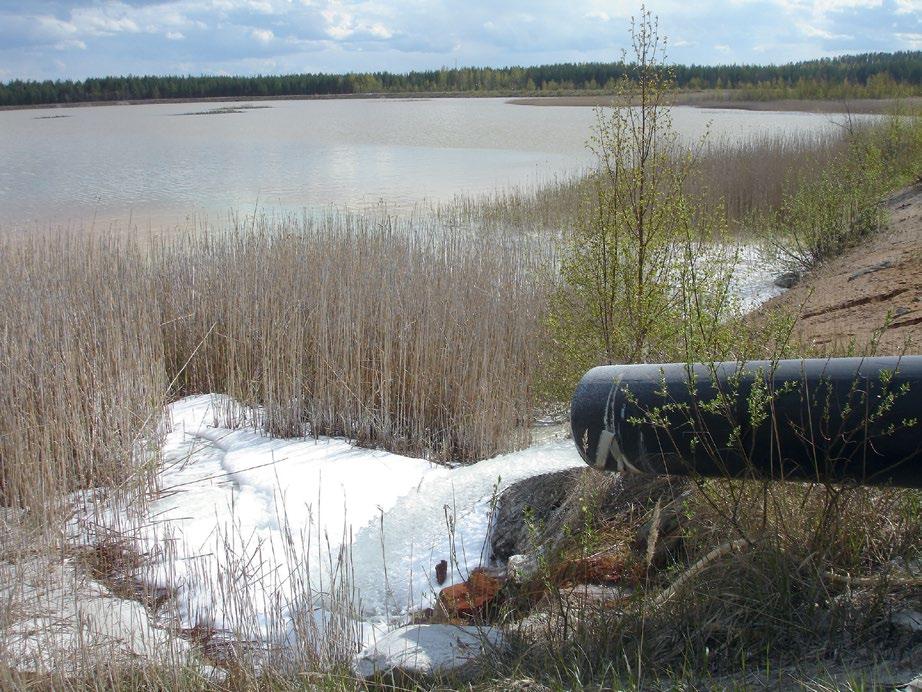 Yhdenlaisen poikkeustilanteen voivat aiheuttaa epätavalliset sääolot, kuten rankkasateet ja niistä koituvat tulvat. Tällaisten sään ääri-ilmiöiden todennäköisyys kasvaa ilmaston lämmetessä.