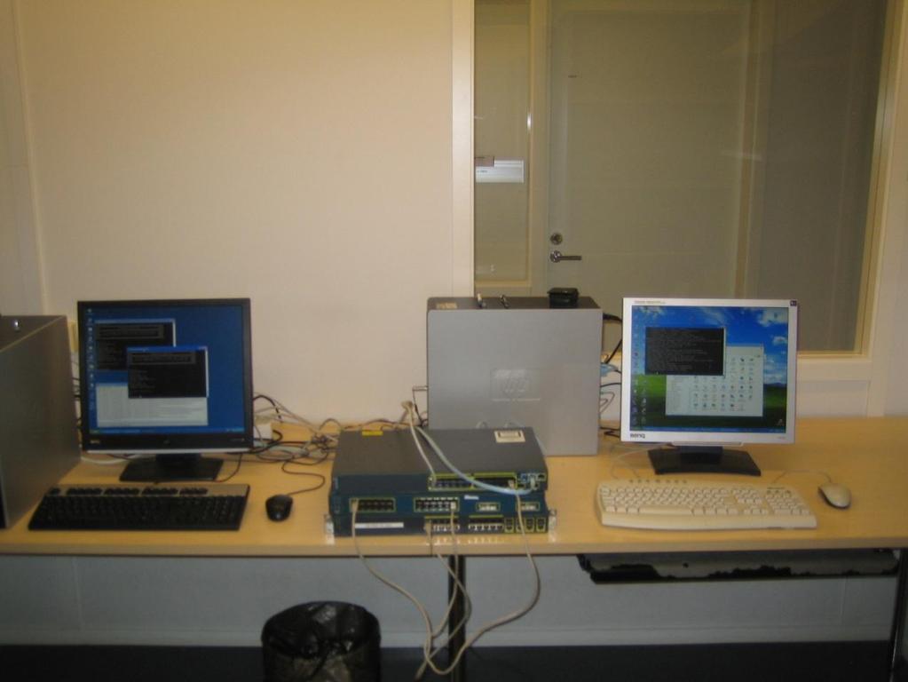 42 Cisco Catalyst 2960G HP Compaq dc5750 TAULUKKO 1. Testauskokoonpanon tiedot Laite Rooli Nimi IP/Aliverkon maski Liite Cisco Catalyst 2960-S DHCPpalvelin Opi-A100_01 192.168.254.