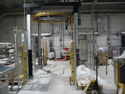 Ongelman voivat aiheuttaa metallirakenteet ja esimerkiksi metalliset tiskipöydät. Lavoitusta tulisikin miettiä RFID:n kanssa uudelleen. Voitaisiinko esimerkiksi tiskipöydät kuljettaa irtokolleina?