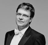 Andreas Spering Saksalaiskapellimestari Andreas Spering sai paljon vaikutteita opiskellessaan Gerd Zacherin johdolla Essenissä ja työskennellessään cembalistina Musica Antiqua Köln -orkesterin ja