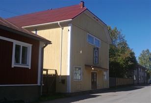 Bio Huvimyllyn rakennustyöt aloitettiin 1936 ja rakennus valmistui keväällä 1937. Piirustukset laati K.