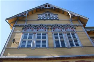 rakennusprojektin ja yleisten rakennusten ylihallituksen suunnittelun tuloksia. Puistomaisessa ympäristössä sijaitseviin n seminaarin rakennuksiin vuodelta 1899 kuuluu mm.