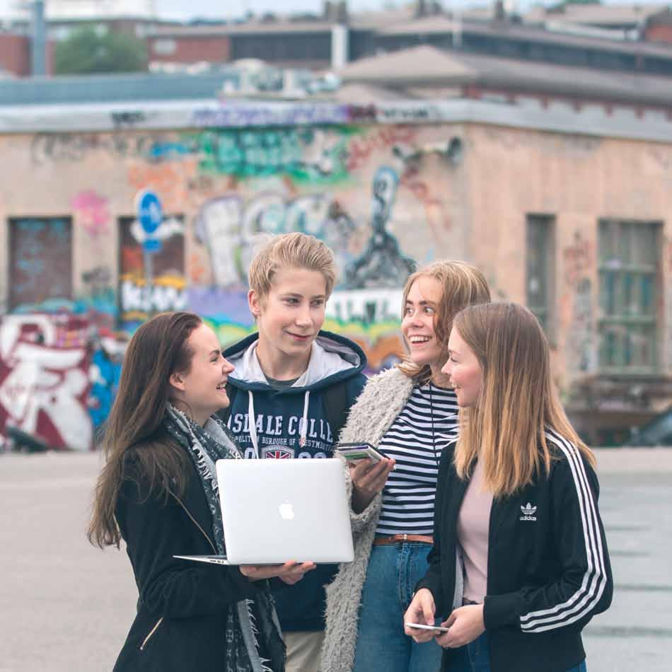 Nojaa näihin OKM:n yrittäjyyslinjaukset näyttävät suunnan yrittäjyyskasvatukseen kaikille kouluasteille ja toimijoille Opetus- ja kulttuuriministeriö julkaisi keväällä 2017 uudet yrittäjyyslinjaukset
