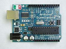 4 ARDUINO 4.1 Ominaisuudet Arduino (kuva 4) on avoimeen lähdekoodiin ja suunnitteluun perustuva mikrokontrolleri, jonka ytimenä on ATmega328-mikropiiri.