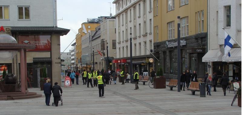 Kirjastoauto Onnelista pop up -kirjasto