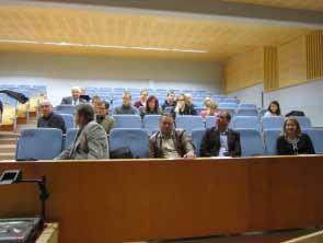 4. TIIMIEN JA JAOSTEN TOIMINTA VUONNA 2012 4. TIIMIEN JA JAOSTEN TOIMINTA VUONNA 2012 Tiimitoiminnan koordinointi on hallintosäännössä vastuutettu kehittämispäällikön toimenkuvaan.