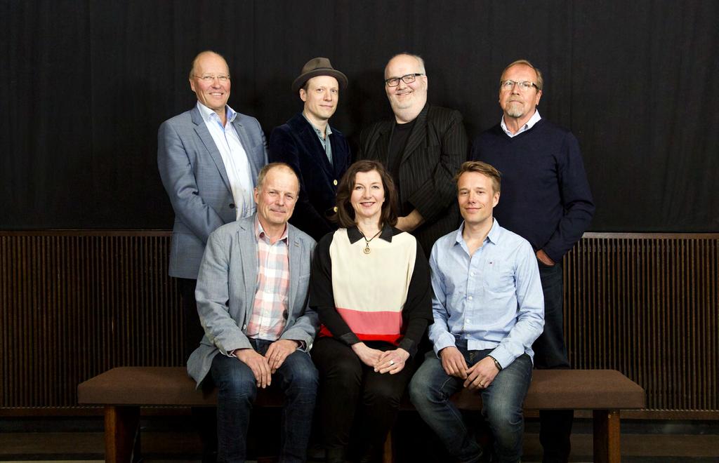 Kuvassa ylhäällä vasemmalta Esa Korvenmaa, Markus Nordenstreng, Kimmo Hakola, Ari Nieminen. Alhaalla vasemmalta Kim Kuusi, Kaija Kärkinen, Tommi Tuomainen.