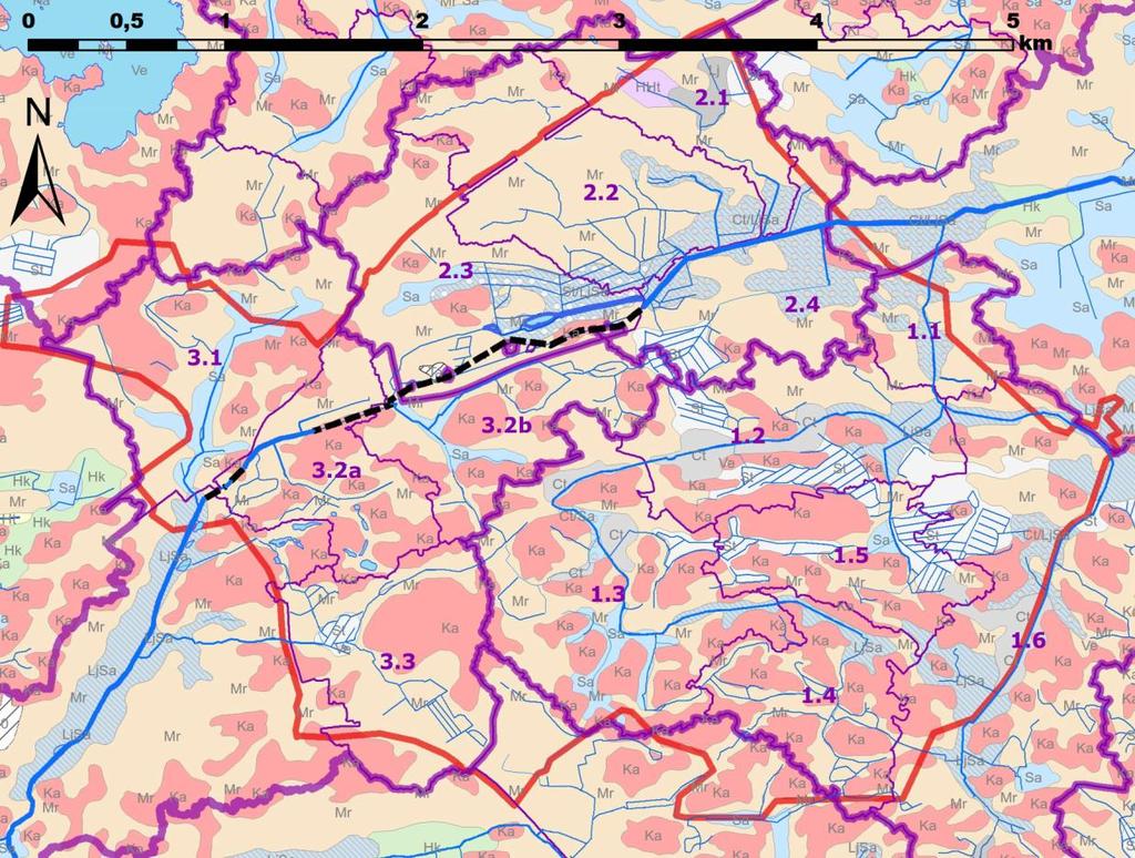 9 2.4 Suunnittelualueen luonnonympäristö Maaperä (kuva 2.9) on GTK:n aineistojen perusteella raakavesikanavan pohjoispuolella moreenivaltaista ja raakavesikanavan eteläpuolella kalliovaltaista.