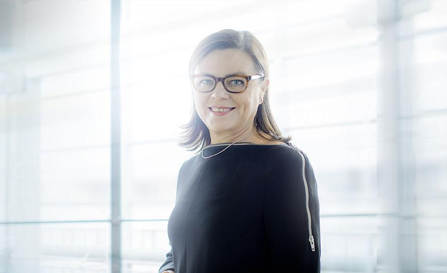 HALLINNOINTI Päivi Castrén Keskeinen työkokemus Wärtsilä Oyj Abp, henkilöstöjohtaja (Vice President, Human Resources) 2005 2011; Nokia Oyj, henkilöstöjohtaja, Nokia Finland 2002 2005; Nokia Networks,