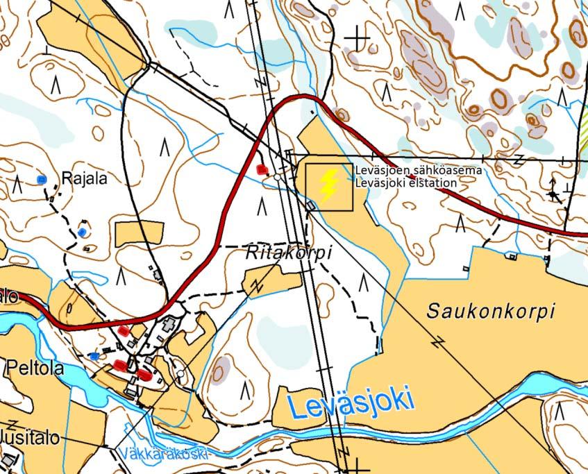 Voimajohtolinjan läheisyydessä Keskukylässä sijaitsee