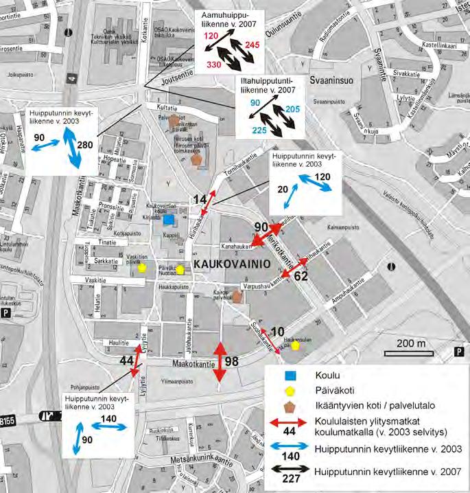 Reitit kulkevat Merikotkantietä, Maakotkantietä ja Kiilakiventietä ja Kotkantietä (kuva 15). Alueella liikennöivät paikallisliikenteen vuorot 7, 12, 13 ja 14.