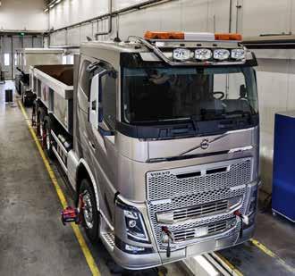 Volvo Trucks Rengashuolto rakentuu useasta renkaiden vierintään vaikuttavan tekijän yhteensovittamisesta: 7 Ajotehtävän mukaan optimoidut renkaat