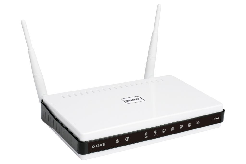 15 D-Link DIR-855 Linksys WRT320N Netgear WNDR3700. Tukiasemat oli valittu sillä perusteella, että kaikissa on gigabitin ethernetportit ja mahdollisuus sekä 2,4 GHz että 5 GHz taajuuksien käyttöön.