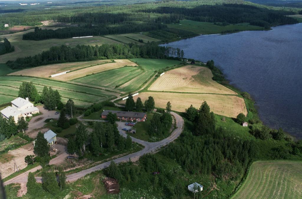 Haja-asutusalueen tontit VUORINEN Kauppilanmäentie 1178, tontti A Pinta-ala 6 000 m² Pohjahinta 6 000 Talousvesihuolto vesihuoltoyhtiön verkosta Talousjätevesien käsittely kiinteistökohtaisesti