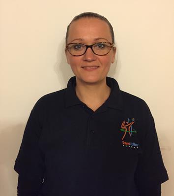 Jyväskylän 2. SM-osaturnauksen otteluohjelma ja tulokset: klo 12.00 ESI-Ladyt HIY 2 Helsinki 0-3 (16-25, 26-28, 19-25) klo 12.00 HIY Helsinki Palokan Pyry 0-3 (19-25, 17-25, 16-25) klo 13.