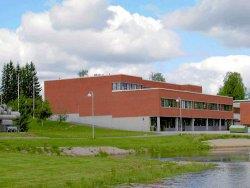 Tuoreehko Suomen Cupin voittaja, HIY 2:n Marja Valkeavuori lähetti kisakutsun naisten ensimmäisestä SM-turnauksesta, joka pelataan reilun kolmen viikon kuluttua - lauantaina 29.10.