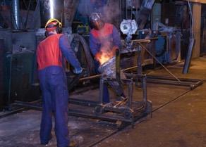 Teknologiateollisuus TOL 24 30: metallien jalostus, metallituotteiden, tietokoneiden ja elektronisten laitteiden valmistus, sähkölaitteiden valmistus, muiden koneiden ja laitteiden valmistus,