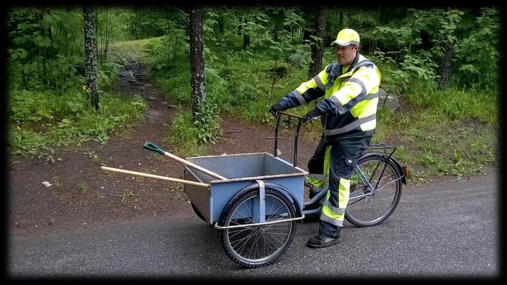 TYÖELÄMÄÄN SUUNTAAVAT PALVELUT Työelämäosallisuuteen suuntaava toiminnan tavoitteena on työelämään tutustuminen ja siinä tarvittavien taitojen kehittäminen ja valmentaminen.