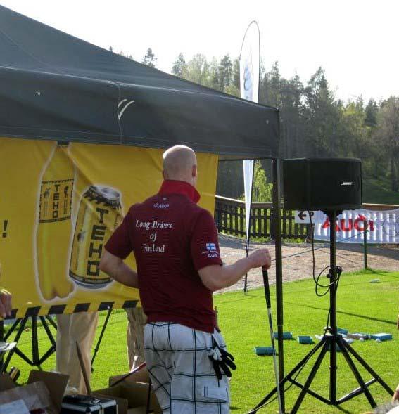 Kuukauden kasvo Klubitoimikunnan uusi puheenjohtaja Jari Nyholm Pikahaastattelu: Seppo Tukia voitti 50+ sarjan Audi Long Drive Tour 2010 osakilpailun Wiurilassa.