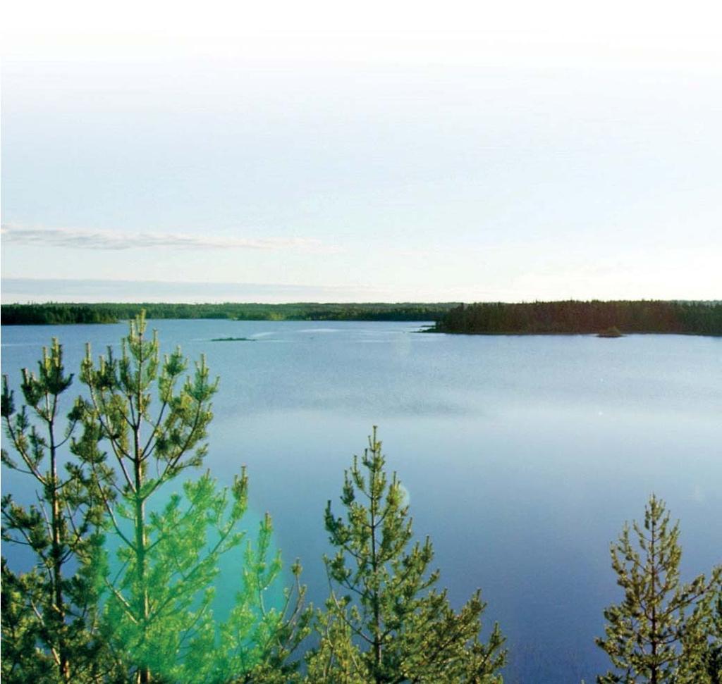 OMAA RAUHAA SUOMUSSALMEN PIISPAJÄRVELLÄ Piispajärvi on kaunis erämainen järvi, jossa on nyt myynnissä 23 kokonsa ja maastonsa puolesta vaihtelevaa tonttia.
