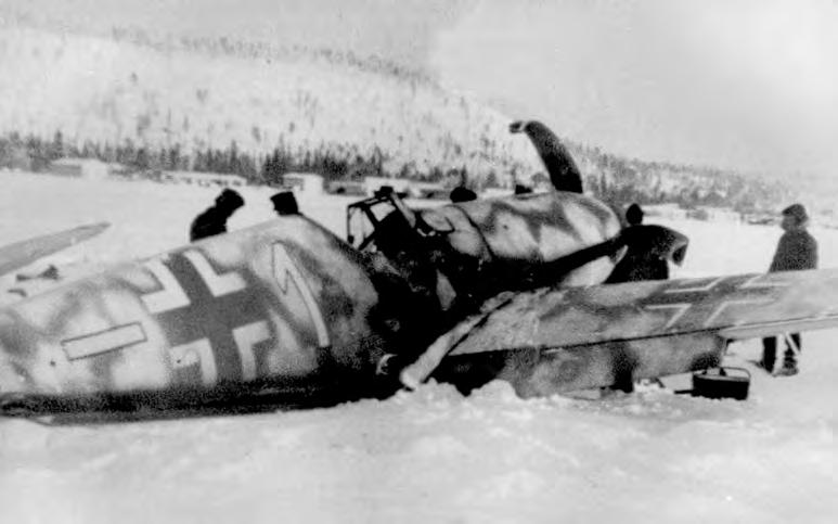 6. lentueen keltainen 1, eräs viimeisistä Bf 109 F-4 -tyypin koneista lentueessa, on