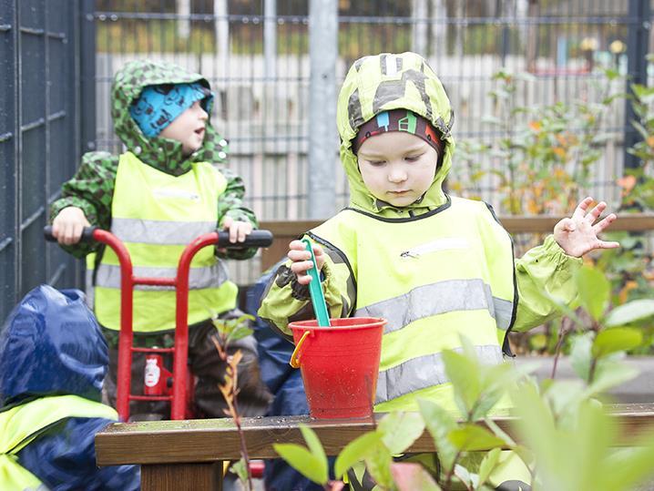 Rakennamme kestävää tulevaisuutta Kasvatus, oppiminen, kulttuuri ja muut sivistyspalvelut ovat avainasemassa kun luomme kestävällä