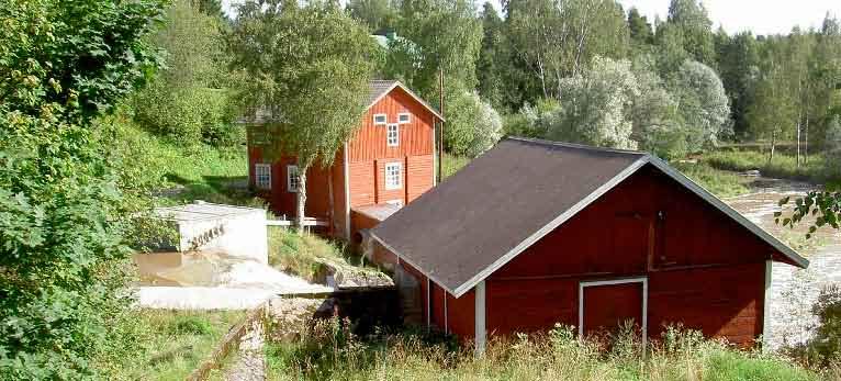 2.4 RAKENNETUN KULTTUURIYMPÄRISTÖN INVENTOINTITILANNE PÄIJÄT-HÄMEESSÄ Myllyjä on maaseutualueilla ollut runsaasti, ja suuri osa niistä on hävinnyt.