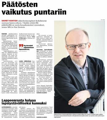 Kaakkois-Suomen ammattikorkeakoulu XAMK:in graafisen muotoilun opiskelijaa harjoittelijaksi.