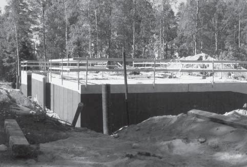 vasemmalla kulman