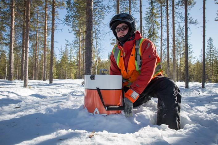 MAX PAIKALLINEN HYÖTY Toimitusketjussa suurin potentiaali : palvelun tuottajat ja toimittajat Pienyritysten kehitys : tavoitteena kestävyys myös kaivoksen suljettua Koulutus Infran