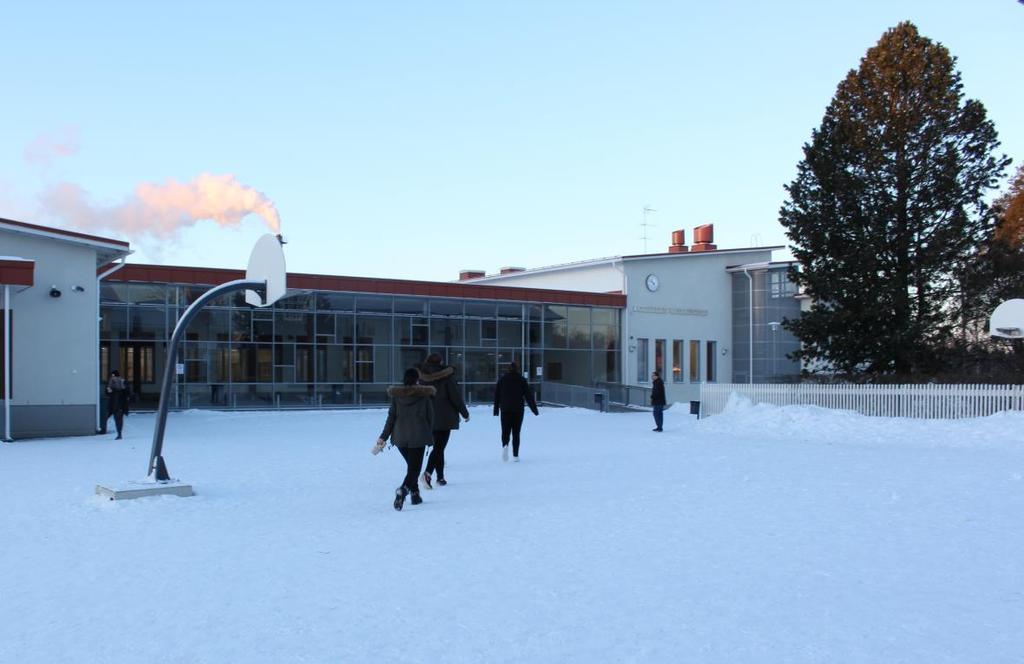 PERUSKOULUT tilivelvollinen perusopetuksen rehtori Mailis Tastula (Kuva: Teemu Hauta-Aho) 3202 Järvelän koulu 3203 Keskuskoulu 1-6 3204 Köyhäjoen koulu 3205 Puumalan koulu 3206 Kotikuntakorvaus 3208