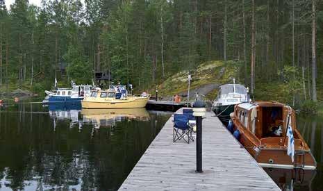 Into-veneen tarina Veneen rakennutti kotkalaisen Hallan Saha Oy:n johtaja Kaarlo Brofeldt.