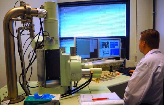 Teksti ja kuvat: Iikka Kumara, Inspecta viestintä Asiantuntijat: Paula Kurola, laboratoriopäällikkö, FT, mikrobianalyysit Henri Hakala, laboratorioanalyytikko, VOC-analyysit Henri Käyrä, tekninen