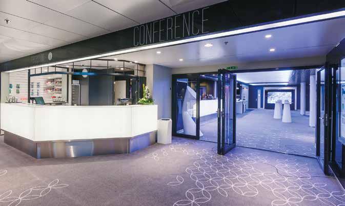 Conference VIKING GRACE tarjoaa tyylikkäät ja dynaamiset tilat sekä isommille että pienemmille ryhmille. Auditorioon mahtuu n.