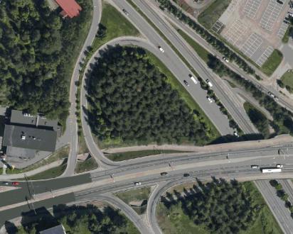 1974 5 Kekkosentien rakentamisen yhteydessä 1987 ramppisilmukka kuorittiin perusmaasta, mullattiin ja istutettiin männylle.