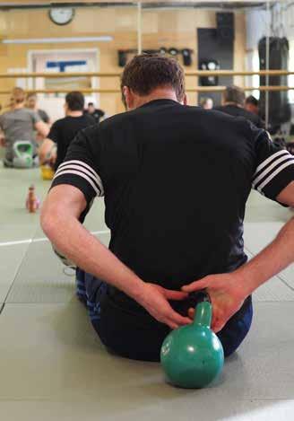 Liikuntapalvelun ohjattu liikunta ILMOITTAUTUMINEN OHJATTUIHIN LIIKUNTARYHMIIN Ilmoittautuminen kaikkiin ryhmiin alkaa maanantaina 14.8.2017 klo 08.00 osoitteessa: www.kuntapalvelut.