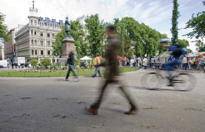 6 7 Metropolipolitiikkaa vahvistettava yrityksien odotukset huomioiden Metropolipolitiikasta ei ole Suomessa juurikaan keskusteltu.