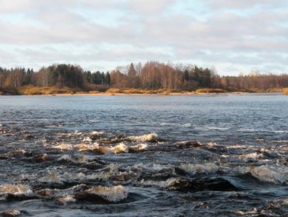 Riekin ja Paavolan talot viljelyksineen täydentävät järvenrantanäkymää. Hilturannan viljelymaisemassa Hiltulan ja pappilan rakennusryhmät muodostavat arvokkaan ja hyvin säilyneen kokonaisuuden.