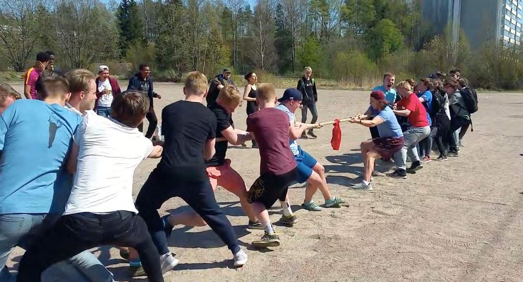 J A K E V Ä Ä N P E R I N N E L E I K E I S S Ä Y K K Ö S E T J A K A K K O S E