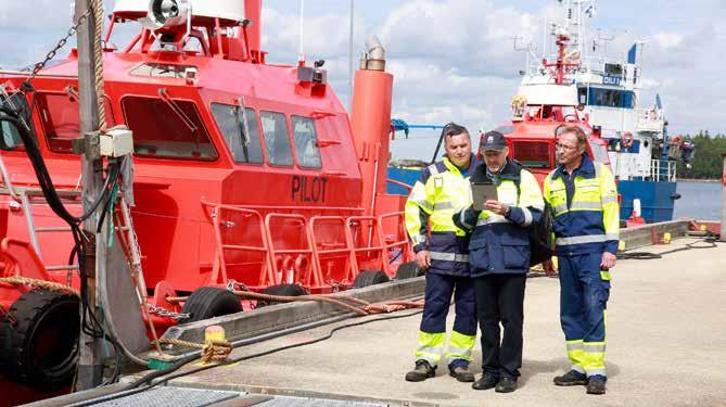 VASTUU SIDOSRYHMILLE Henkilöstö koetaan Finnpilotissa tärkeänä sidosryhmänä. Joka toinen vuosi kokoonnutaan tapaamaan työkavereita Finnpilot-päiville.