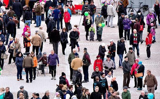 Kunnan kumppaneita hyvinvoinnin edistämisessä ovat vapaaehtoiset, yhteisöt, järjestöt,